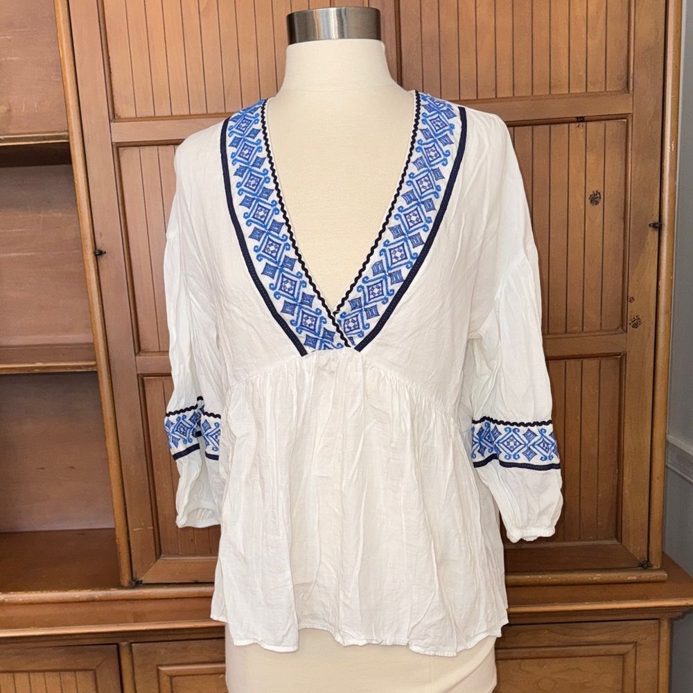 Zara VNeck Boho Chic Blouse, size small